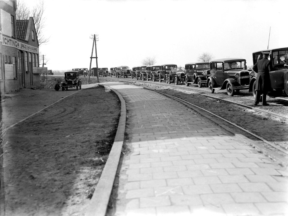 Auto's in een file voor de Merwedebrug, Bestanddeelnr 189-0339