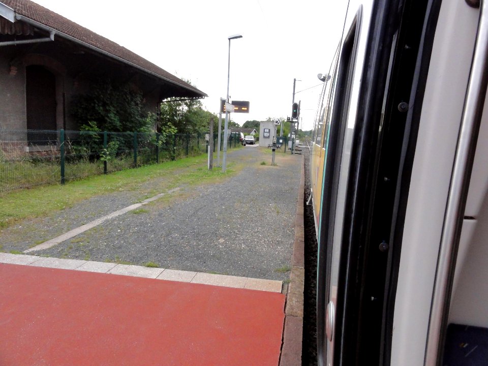 Azerailles (M-et-M) la gare (01)
