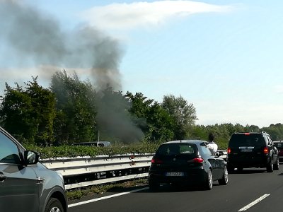 Auto in fiamme - A4 2017 11
