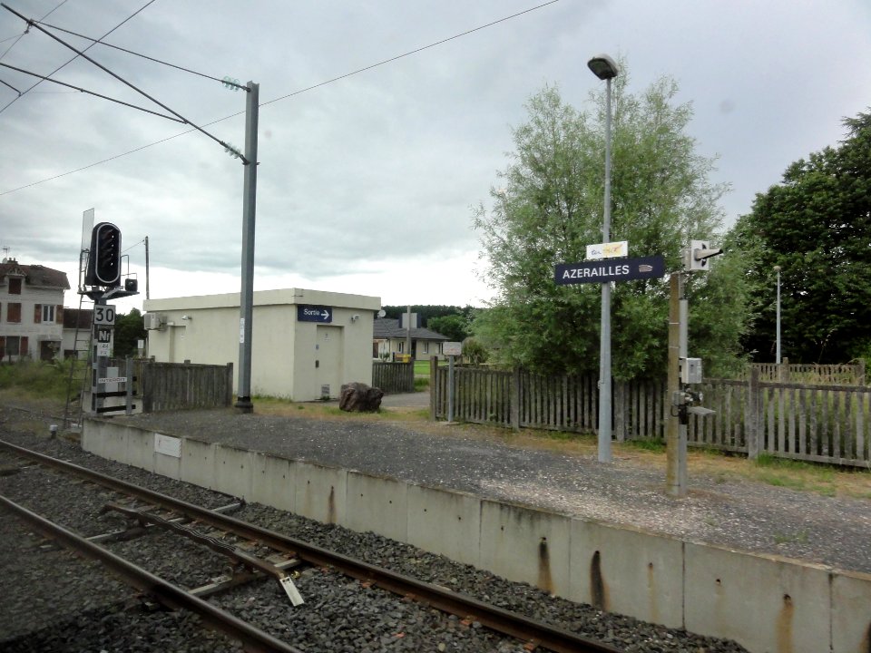 Azerailles (M-et-M) la gare (02)