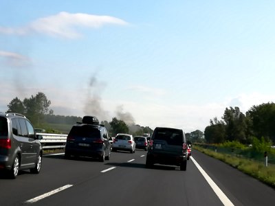 Auto in fiamme - A4 2017 02