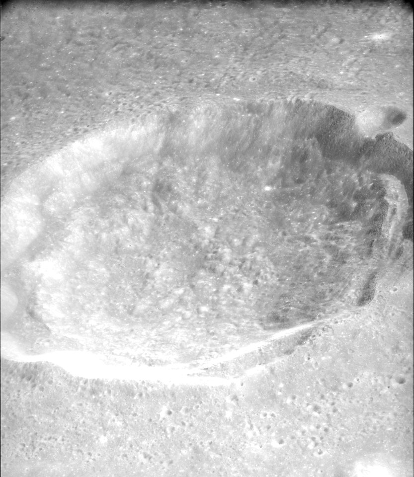 Autolycus crater AS15-P-9817