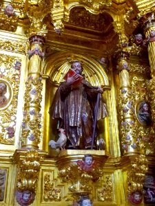 Autol - Iglesia de San Adrián y Santa Natalia, retablo del Santo Cristo 04