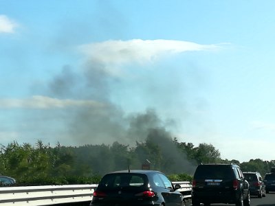 Auto in fiamme - A4 2017 09