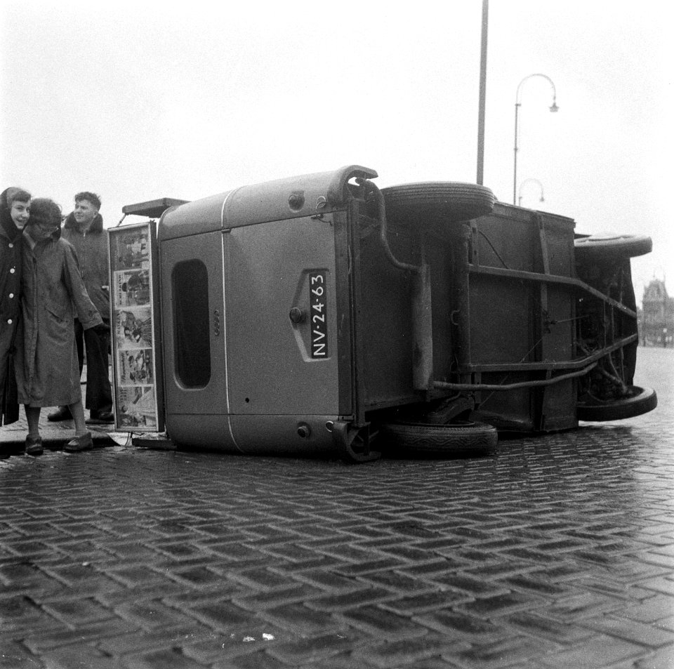 Autobotsing Museumplein, Bestanddeelnr 908-2874