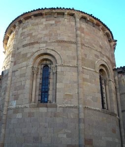 Avila - Iglesia de San Pedro 02
