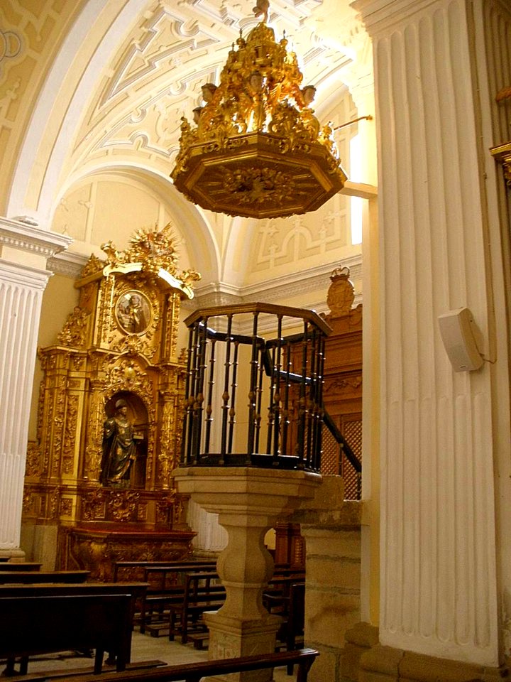 Avila - Monasterio de la Encarnacion 58 (Capilla donde Santa Teresa y San Juan de la Cruz cayeron en extasis)