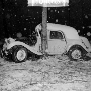 Auto-ongeluk tussen Amersfoort en Woudenberg, Bestanddeelnr 910-9883
