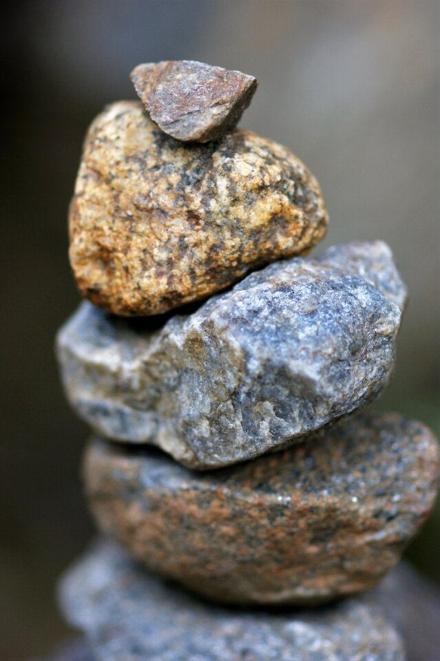 Stacked isolated steinmann