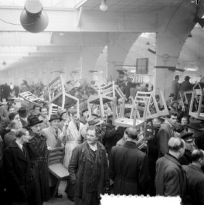 Autoveiling in RAI gebouw, Bestanddeelnr 906-1174