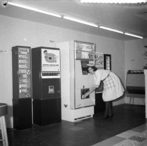 Automaten op de Horecava 1961 in de RAI, Bestanddeelnr 911-9664