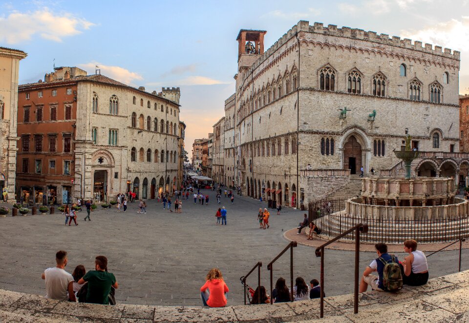 Piazza view fountain more