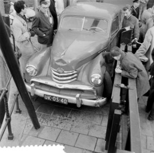 Auto-ongeluk KloveniersburgwalStaalstraat te Amsterdam, Bestanddeelnr 908-4237