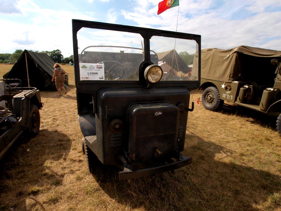 Autocarretta OM pic3