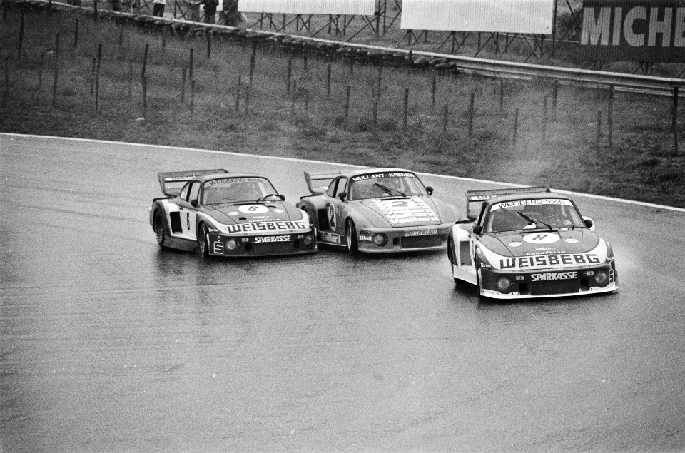 Autoraces in Zandvoort om het Duits kampioenschap klasse boven 2000cc v.l.n.r. , Bestanddeelnr 929-8028