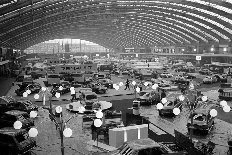 Autotentoonstelling in RAI, Amsterdam, Bestanddeelnr 924-2507