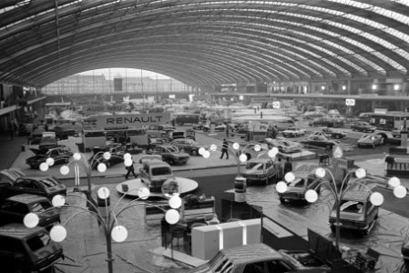 Autotentoonstelling in RAI, Amsterdam, Bestanddeelnr 924-2507
