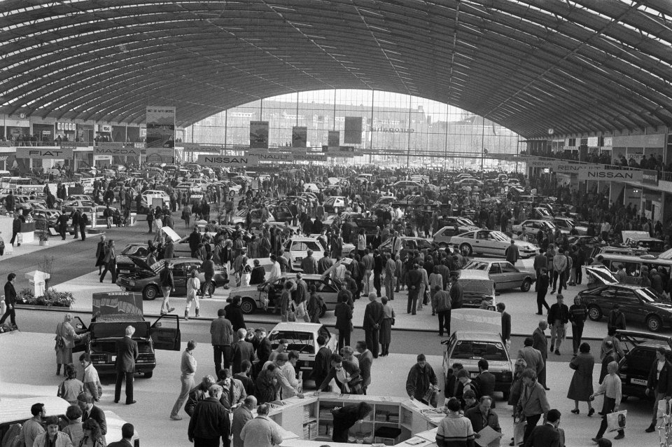 Auto RAI'85 acties om aandacht te vragen voor de negatieve gevolgen van het enor, Bestanddeelnr 933-2304