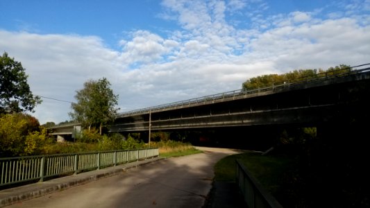 Autobahnbrücke bei der Staustufe Oberelchingen
