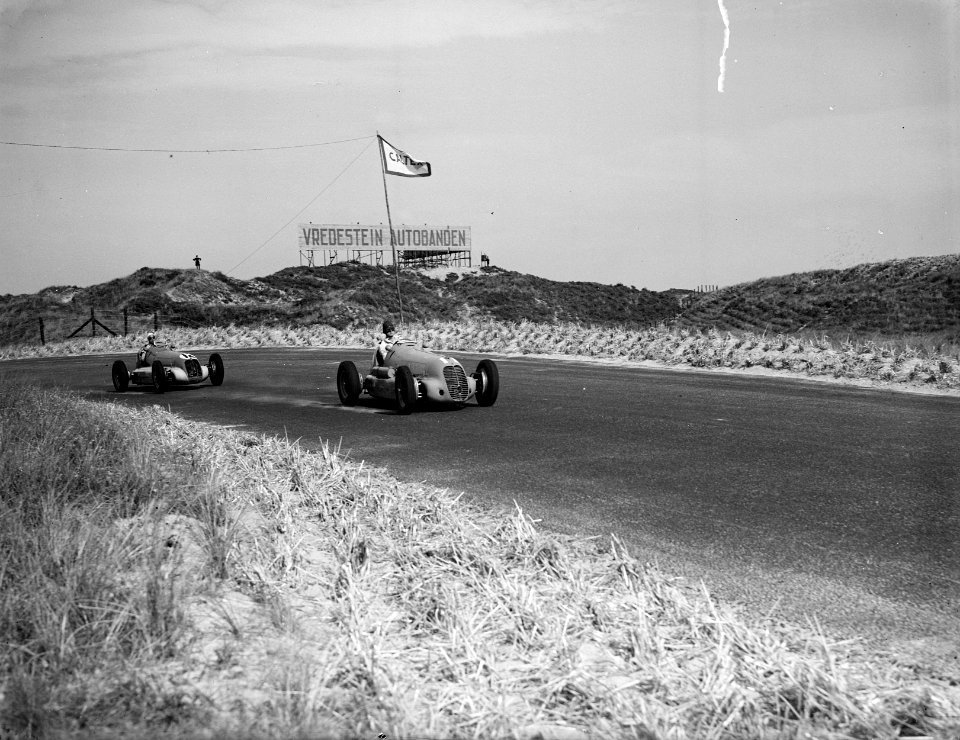 Autorace te Zandvoort. 2 Deelnemers, Bestanddeelnr 902-8954