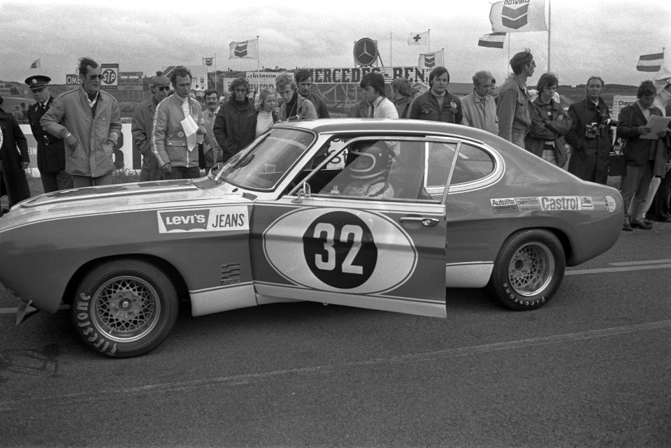 Autoraces om Zandvoort Trophy, Dieter Glemser in auto, Bestanddeelnr 924-8742