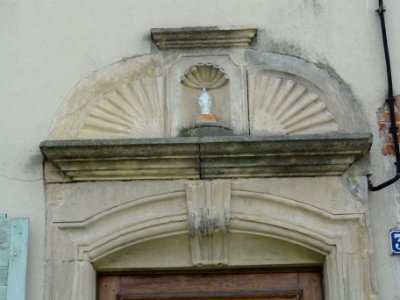 Autrepierre (M-et-M) dessus de porte maison B