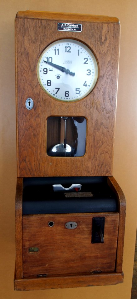 Auto & Uhrenwelt Schramberg uhr bild 7