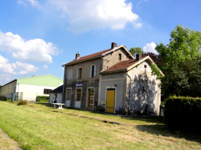 Auvillers-les-Forges (Ardennes) Ancienne gare au hameau Mon Idée