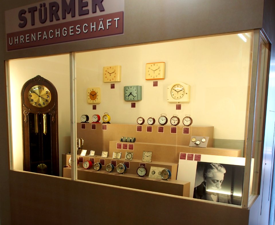 Auto & Uhrenwelt Schramberg uhren bild 1