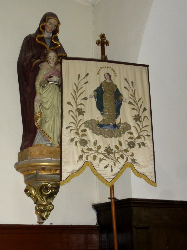 Autreppes (Aisne) église, bannière de procession B