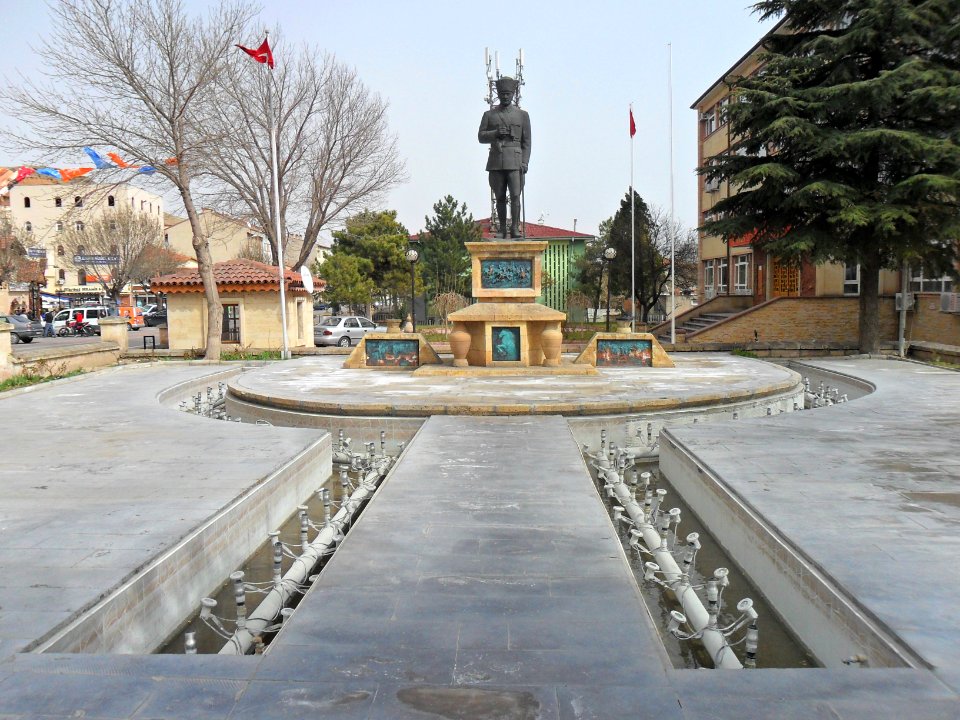 Avanos Atatürk Heykeli