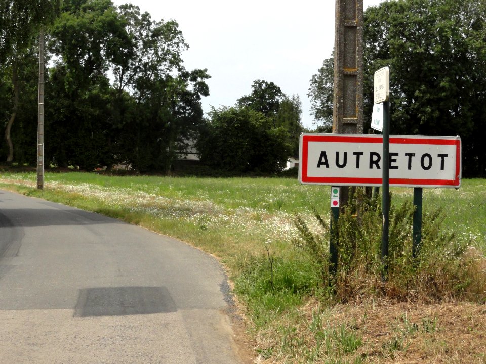 Autretot (Seine-Mar.) entrée