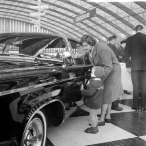 Autotentoonstelling in RAI-gebouw te Amsterdam, Bestanddeelnr 914-8274