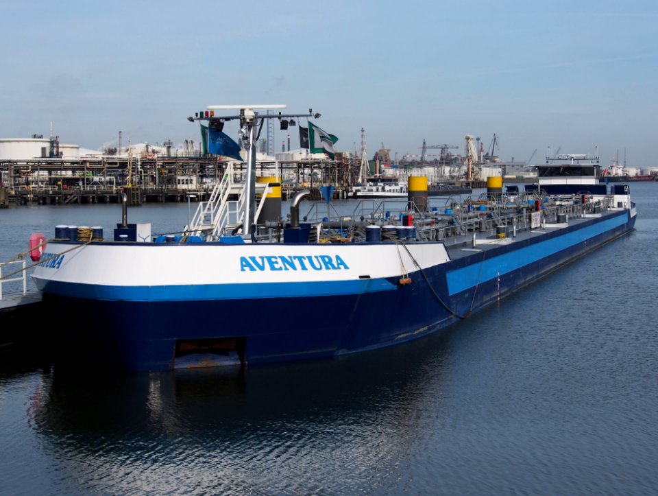 Aventura - ENI 02333406, 3e Petroleumhaven, Port of Rotterdam, pic2