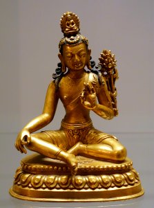 Avalokitesvara, Tibet, 18th century AD, gilt brass with inlaid precious stones - Ethnological Museum, Berlin - DSC01898