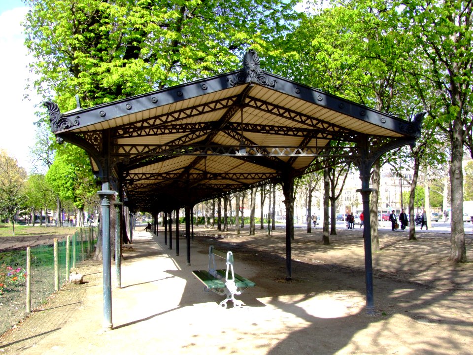 Avenue des Champs-Elysees
