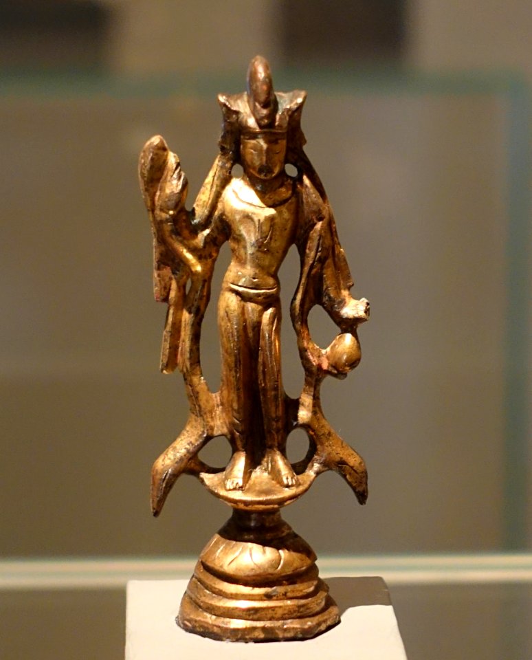 Avalokitesvara, probably Khocho, 7th-9th century AD, gilded bronze - Ethnological Museum, Berlin - DSC01429