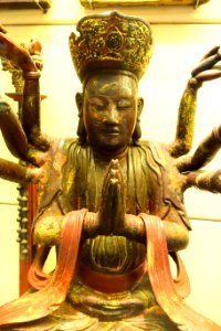 Avalokitesvara Bodhisattva statue, Mac dynasty, 16th century, crimson and gilded wood - National Museum of Vietnamese History - Hanoi, Vietnam - DSC05668