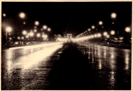 Avenue des Champs-Élysées, Parijs 1959 foto 2