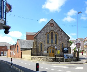 Avenue Road Evangelical Church, Avenue Road, Sandown (July 2016) (1)