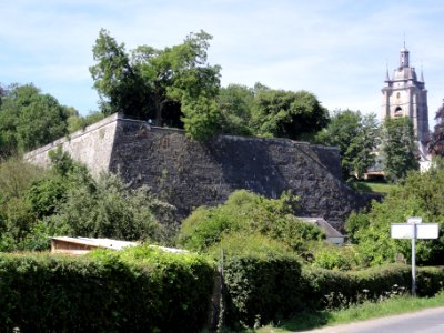 Avesnes-sur-Helpe (Nord, Fr) fortification et collegiale