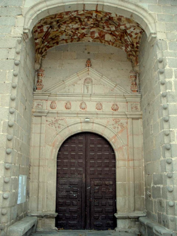 Avila - Iglesia de Santiago Apostol 04
