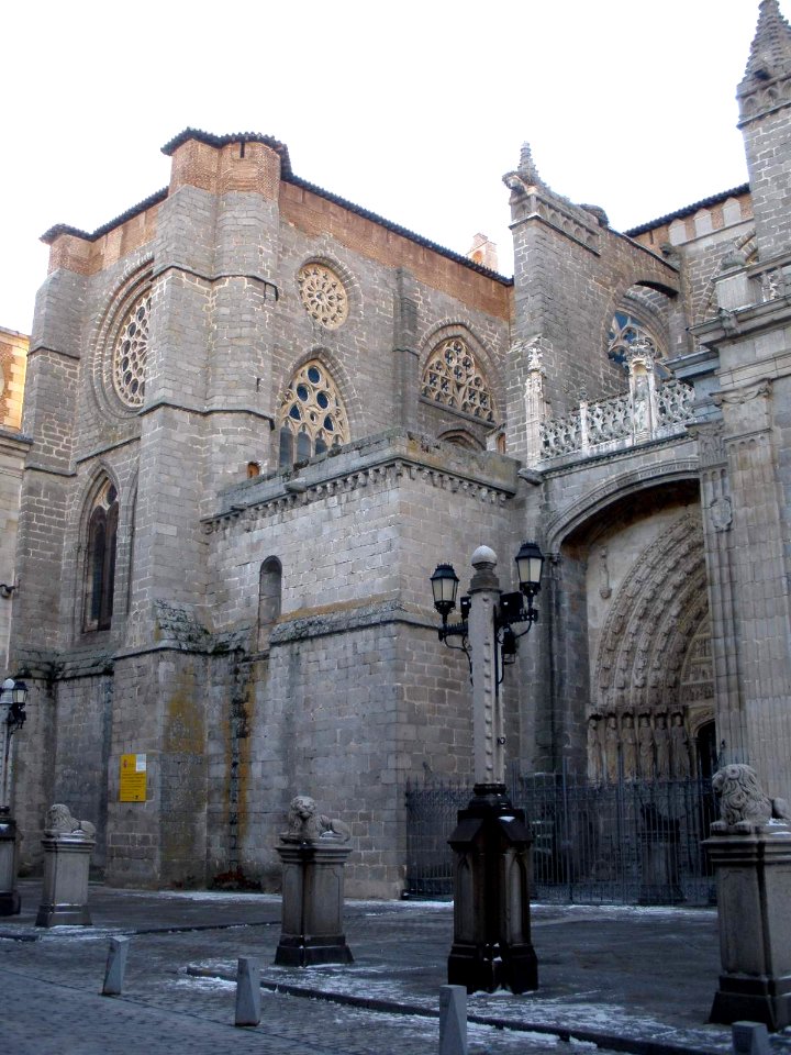 Avila - Catedral, exteriores 20