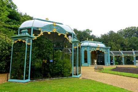 Aviary - Waddesdon Manor - Buckinghamshire, England - DSC07493