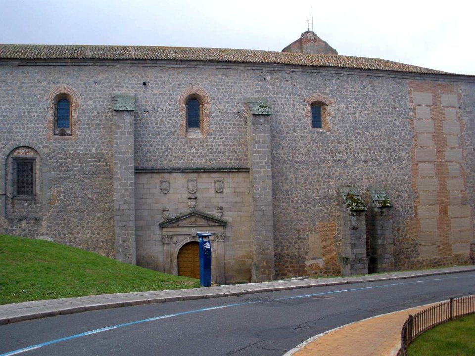 Avila - Iglesia de Santa Maria de Jesus (Ex Convento de las Gordillas) 05