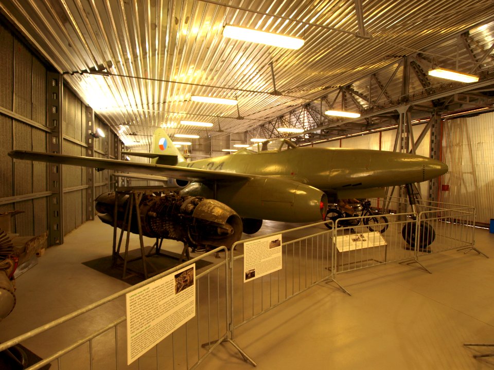 Avia S-92 V-34 (Czechoslovak-made Messerschmitt Me 262A), Kbely museum, Prague, Czech Republic pic3