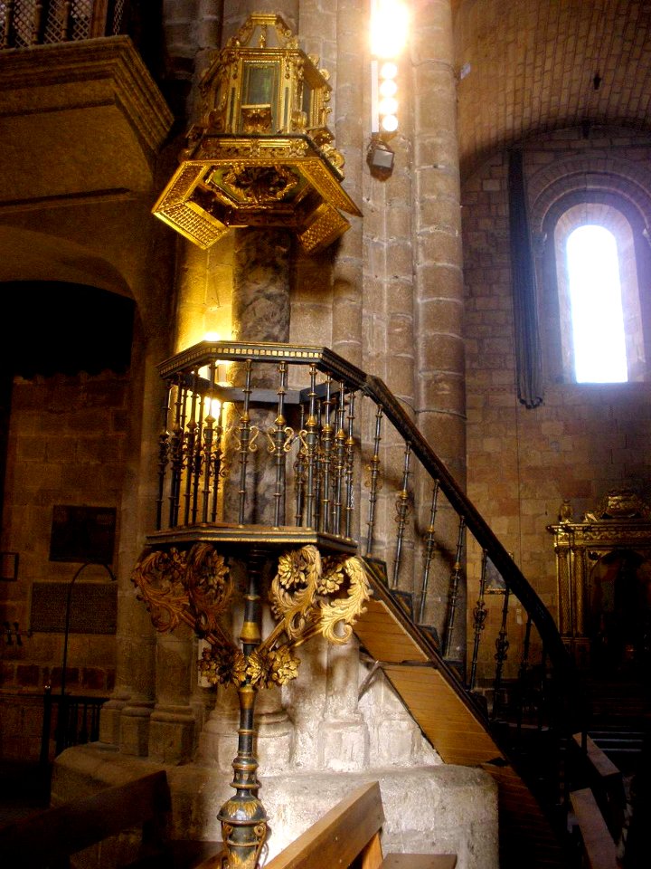 Avila - Basilica de San Vicente, interiores 30