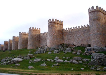 Avila - Murallas, Paseo de la Ronda Vieja 05