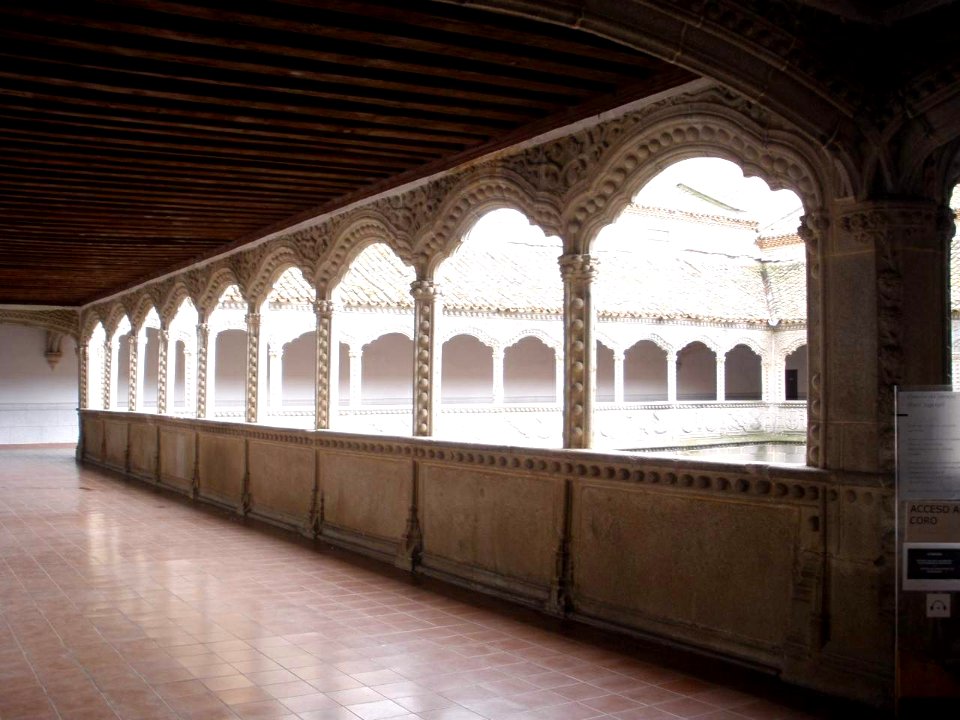 Avila - Real Monasterio de Santo Tomas, Claustro del Silencio 20