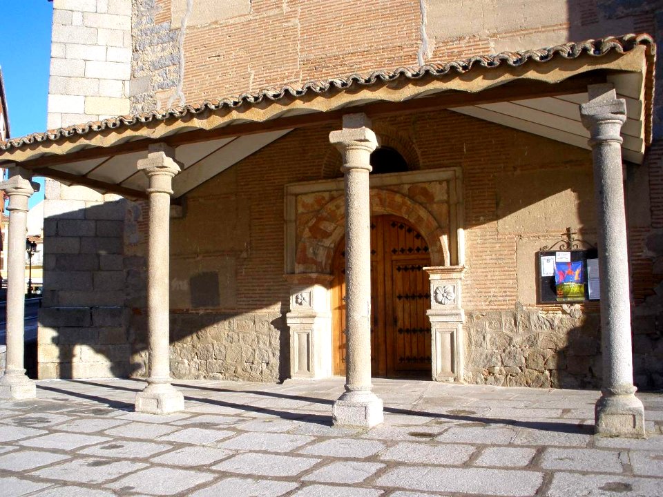 Avila - Iglesia de Santa Maria de Jesus (Ex Convento de las Gordillas) 03